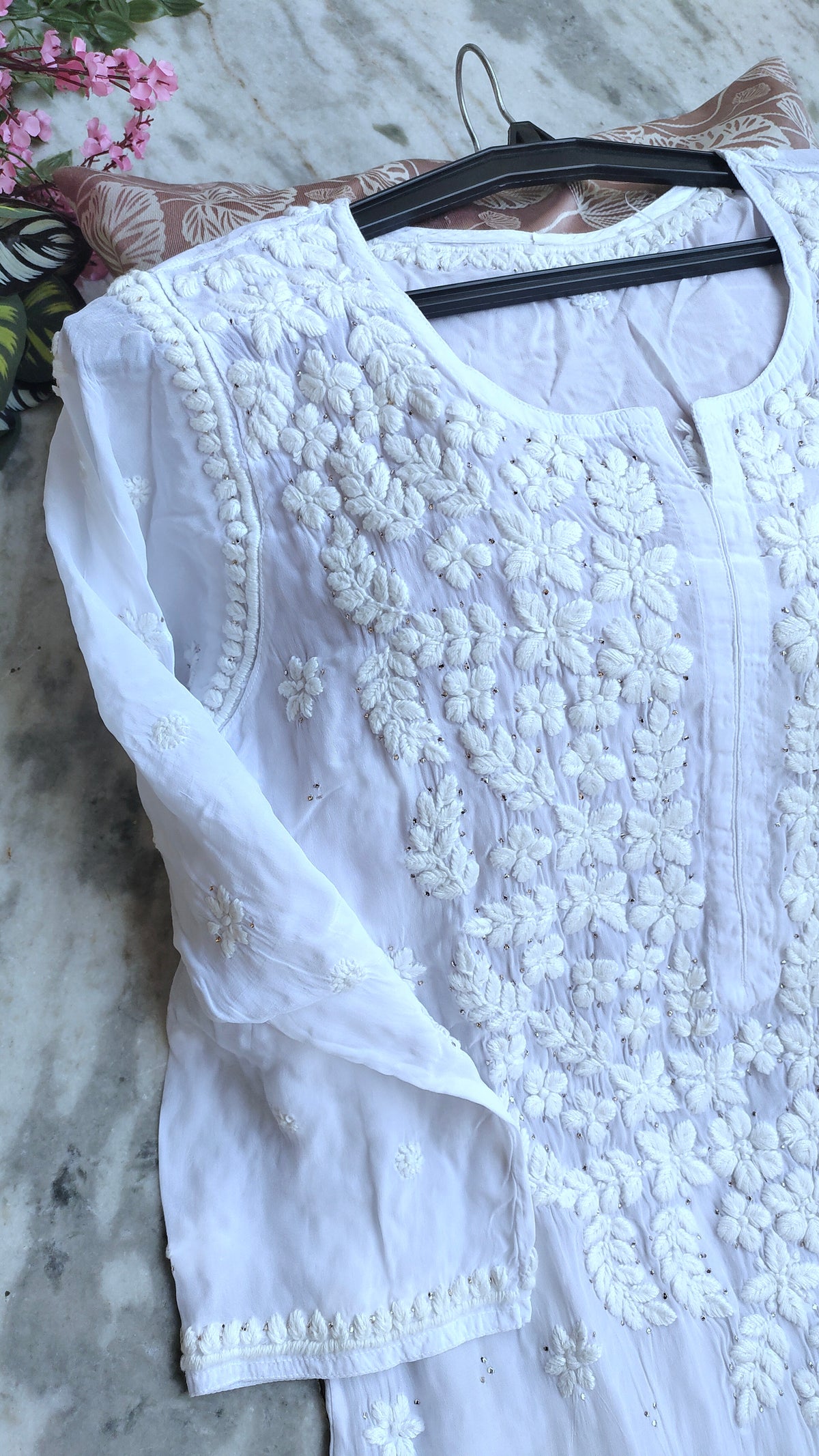 Handmade LVW Fashions Chikankari Kurta with intricate Lucknow embroidery, featuring traditional craftsmanship and elegant detailing.