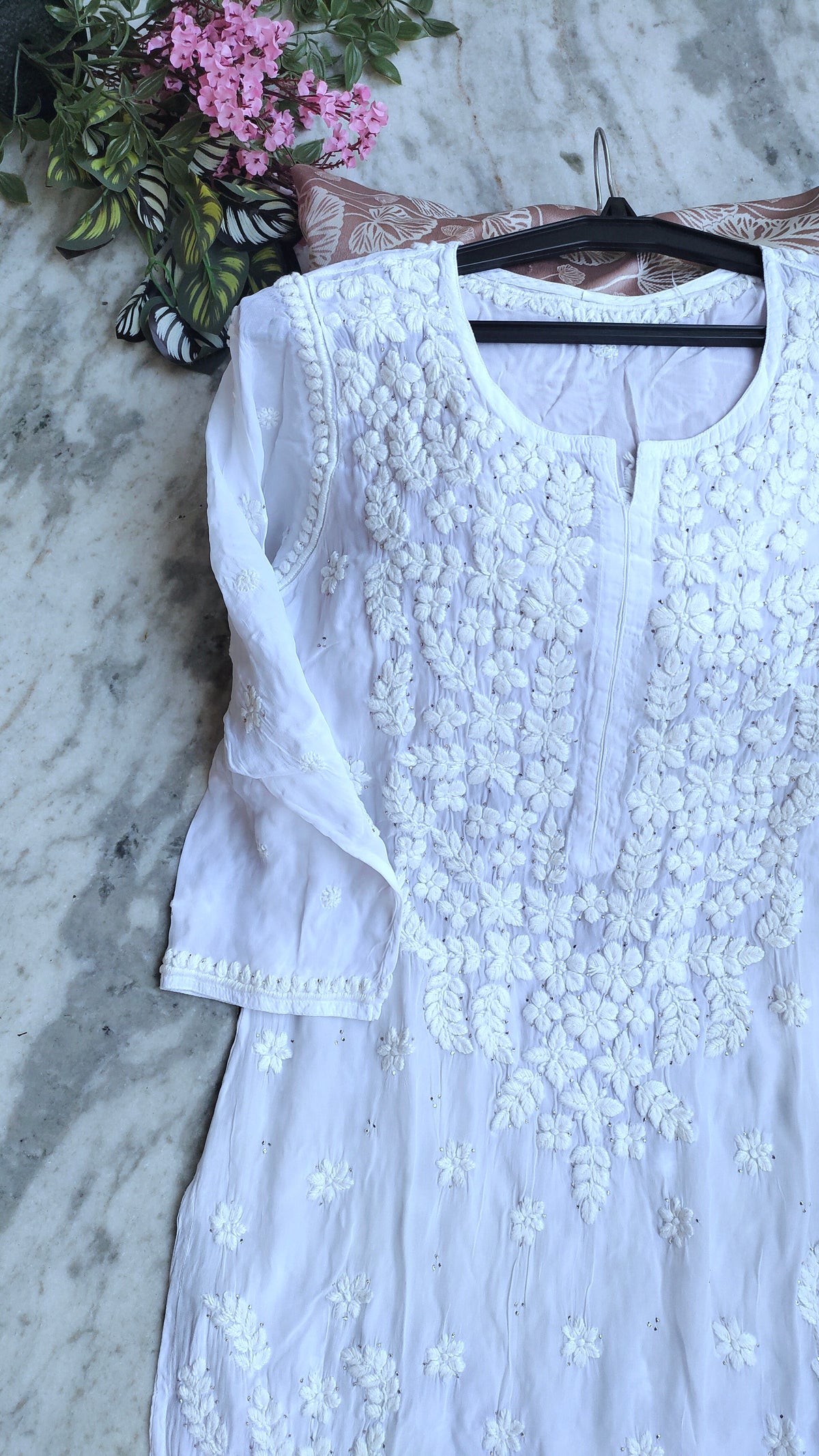 Handmade LVW Fashions Chikankari Kurta with intricate Lucknow embroidery, showcasing traditional craftsmanship and elegant design.