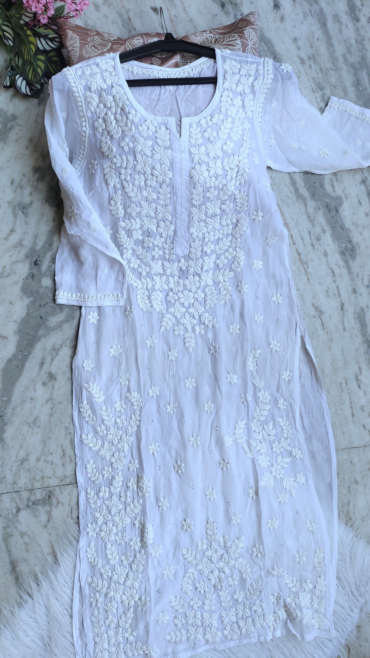 Handmade LVW Fashions Chikankari Kurta with intricate Lucknow embroidery, showcasing traditional craftsmanship and elegant design.