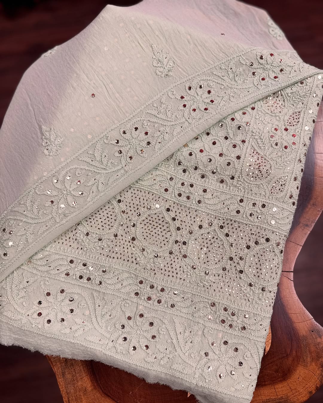 White Inaayat premium georgette chikankari kurta and dupatta set by LVW Fashions featuring intricate Lucknow-style handmade Kamdani embroidery.