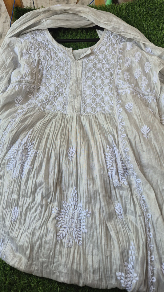 Handmade Chikankari Kurta and Dupatta set in silver Chanderi fabric by LVW Fashions, featuring intricate hikankari embroidery.