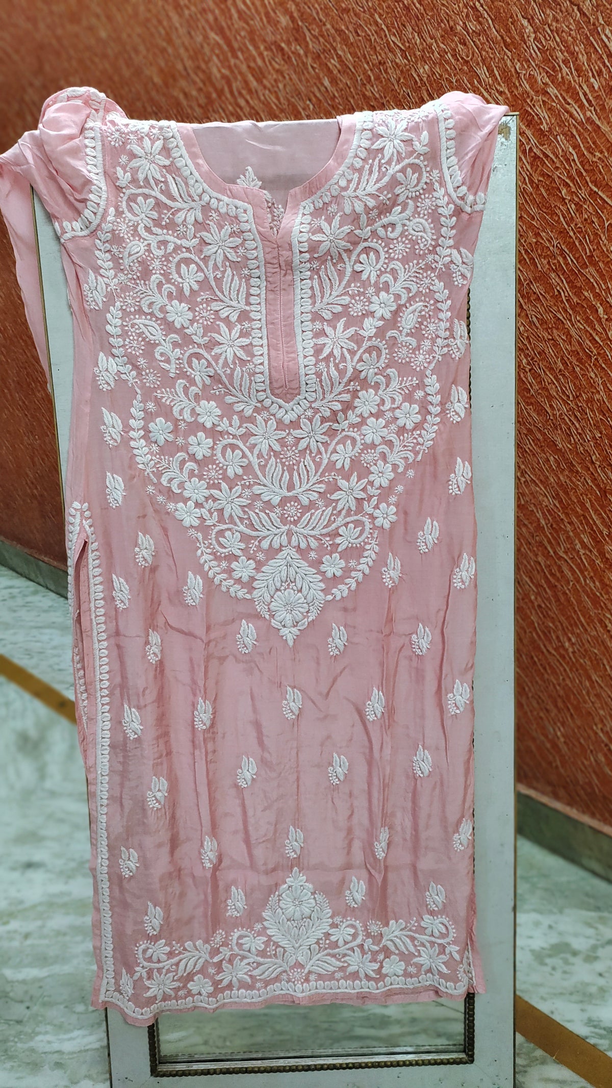LVW Fashions Arohi premium silk chikankari kurta with intricate Lucknow embroidery, paired with matching pants and dupatta.
