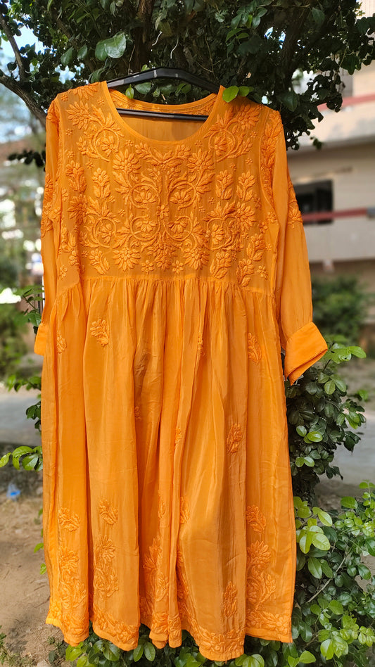 Afgani Tulip premium silk Chikankari co-ord set with handcrafted Lucknow Chikankari kurta and matching pants.