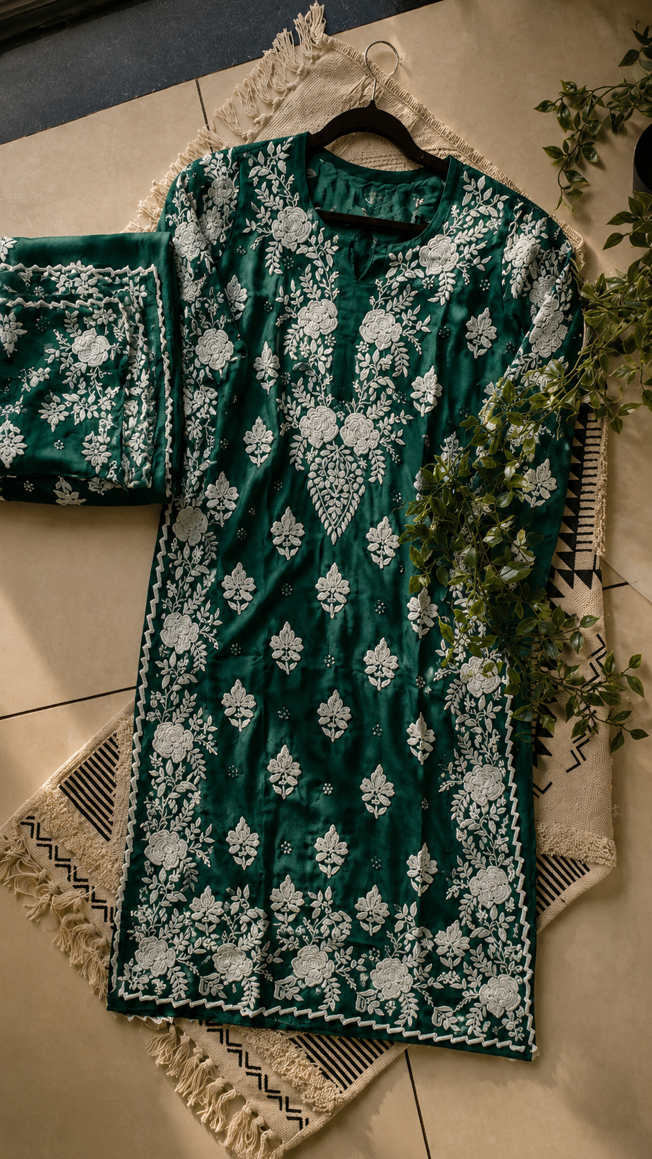 Handmade Azhel Co-ord Set with back and sleeves embroidery by LVW Fashions, featuring intricate Lucknow Chikankari craftsmanship.