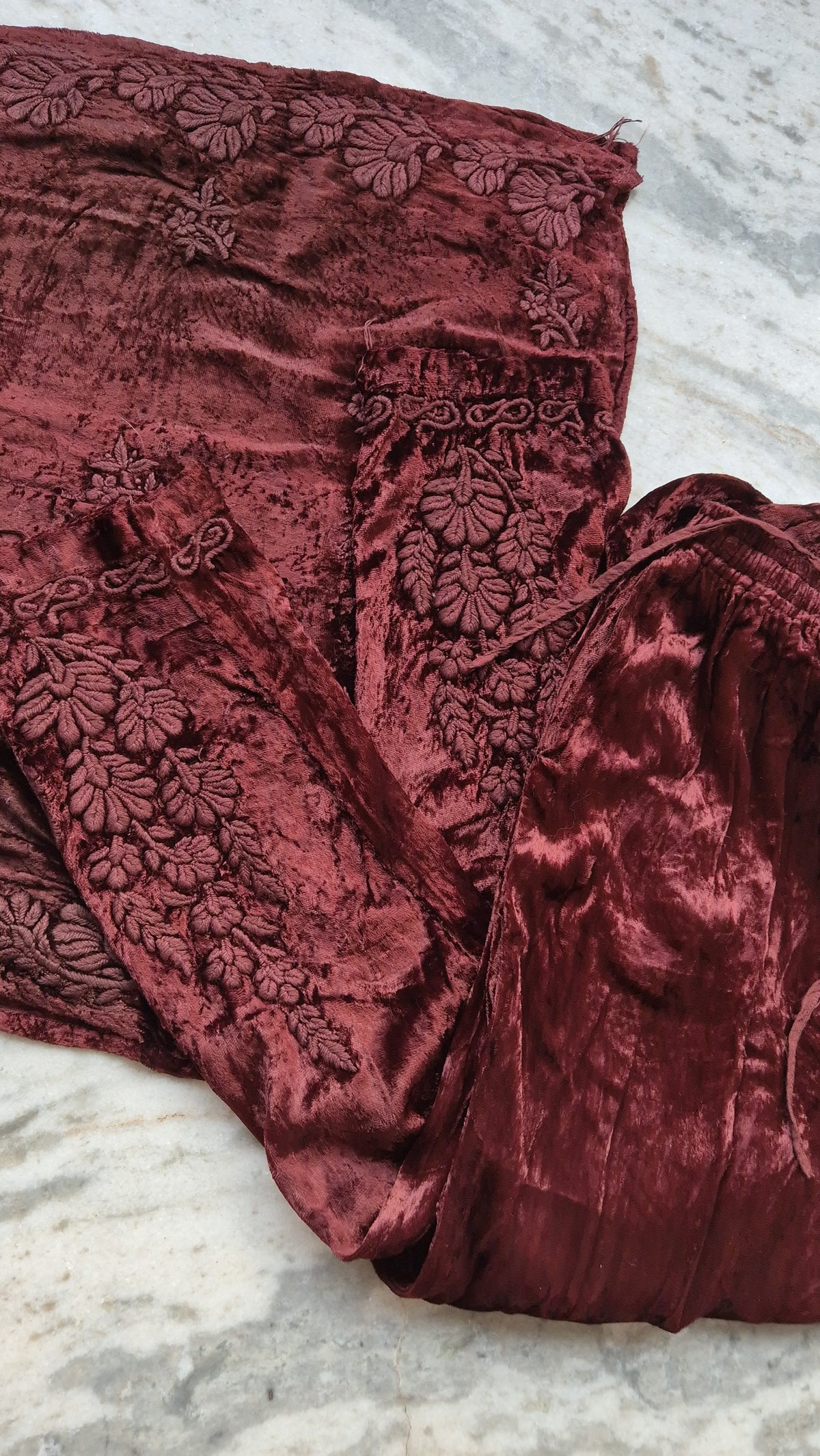 Luxurious Kashmiri Makhmal handcrafted Chikankari kurta by LVW Fashions, soft, warm, and intricately embroidered for winter comfort.