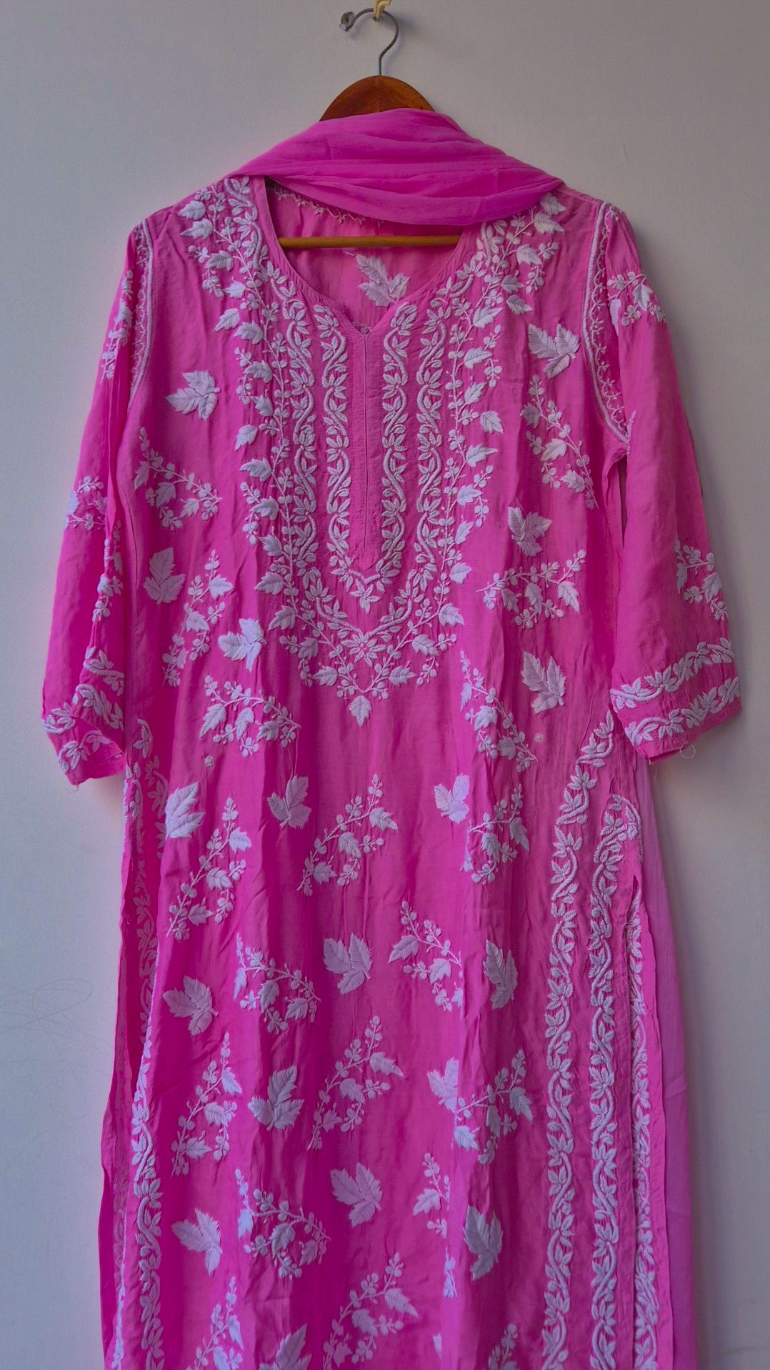 A handcrafted Adaya Silk Cotton Chikankari Kurta Set with leaf motifs, featuring intricate Lucknow Chikankari embroidery and matching dupatta.
