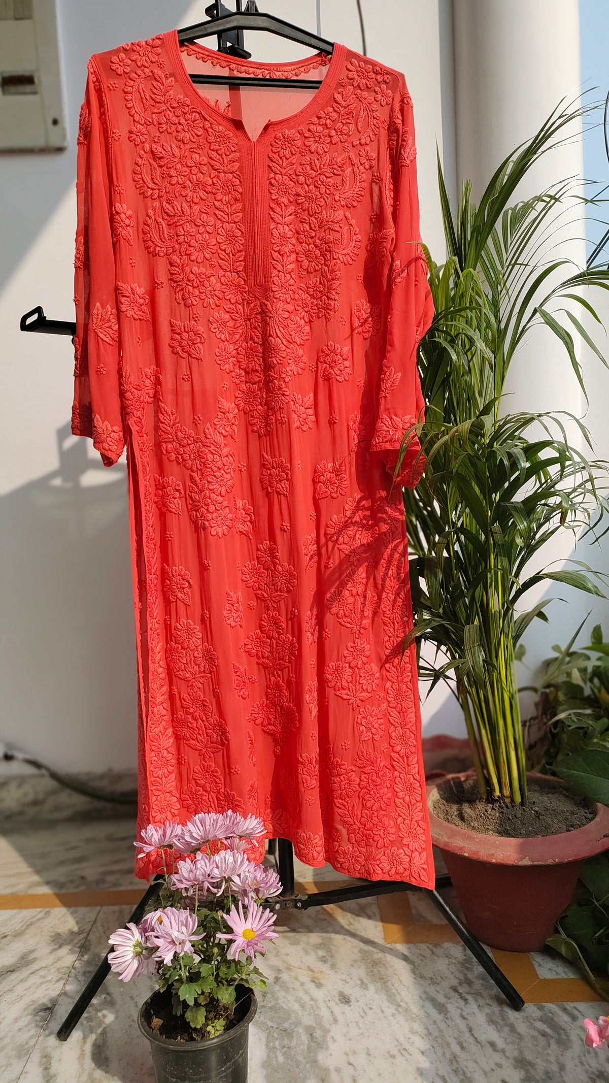 Handmade Lucknow Chikankari Kurta in premium Georgette with blended shade, crafted by LVW Fashions, showcasing intricate embroidery.
