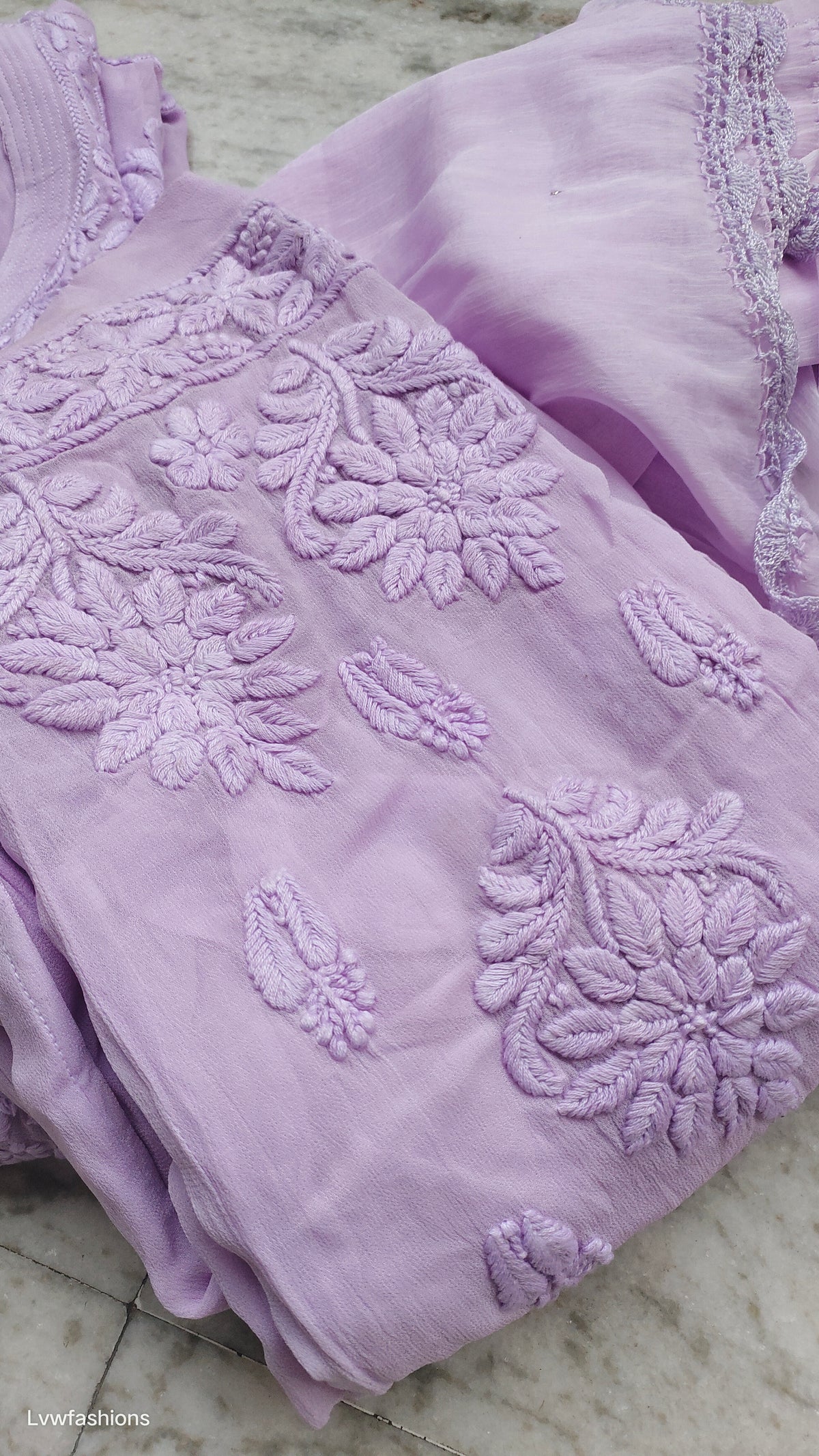 Handmade lavender Adaya Powder Chikankari Kurta by LVW Fashions, showcasing intricate Lucknow embroidery on soft fabric.