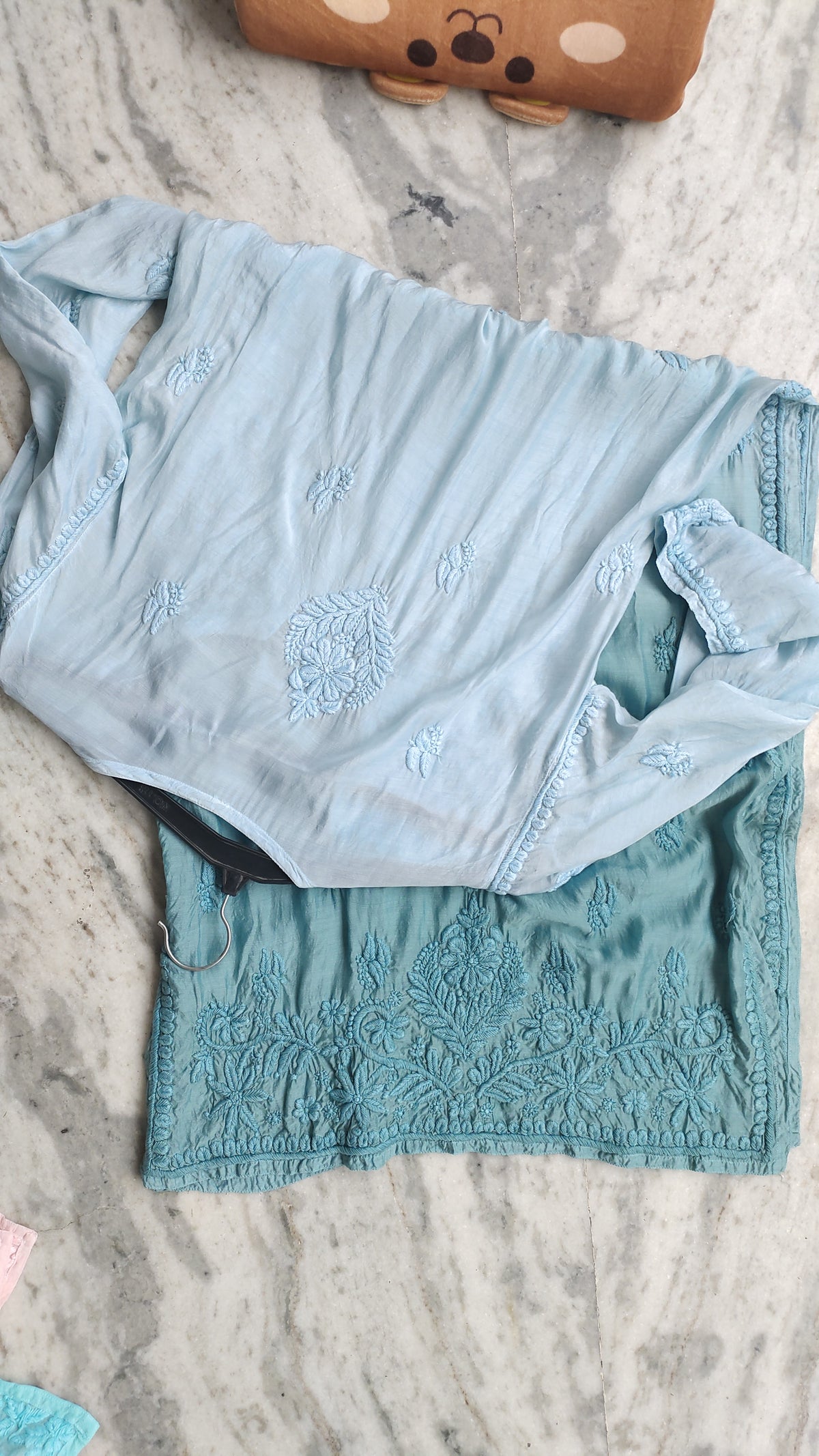 Handmade LVW Fashions Faraha heavy neck silk fabric chikankari long kurta in ombre shade with intricate Lucknow chikankari embroidery.