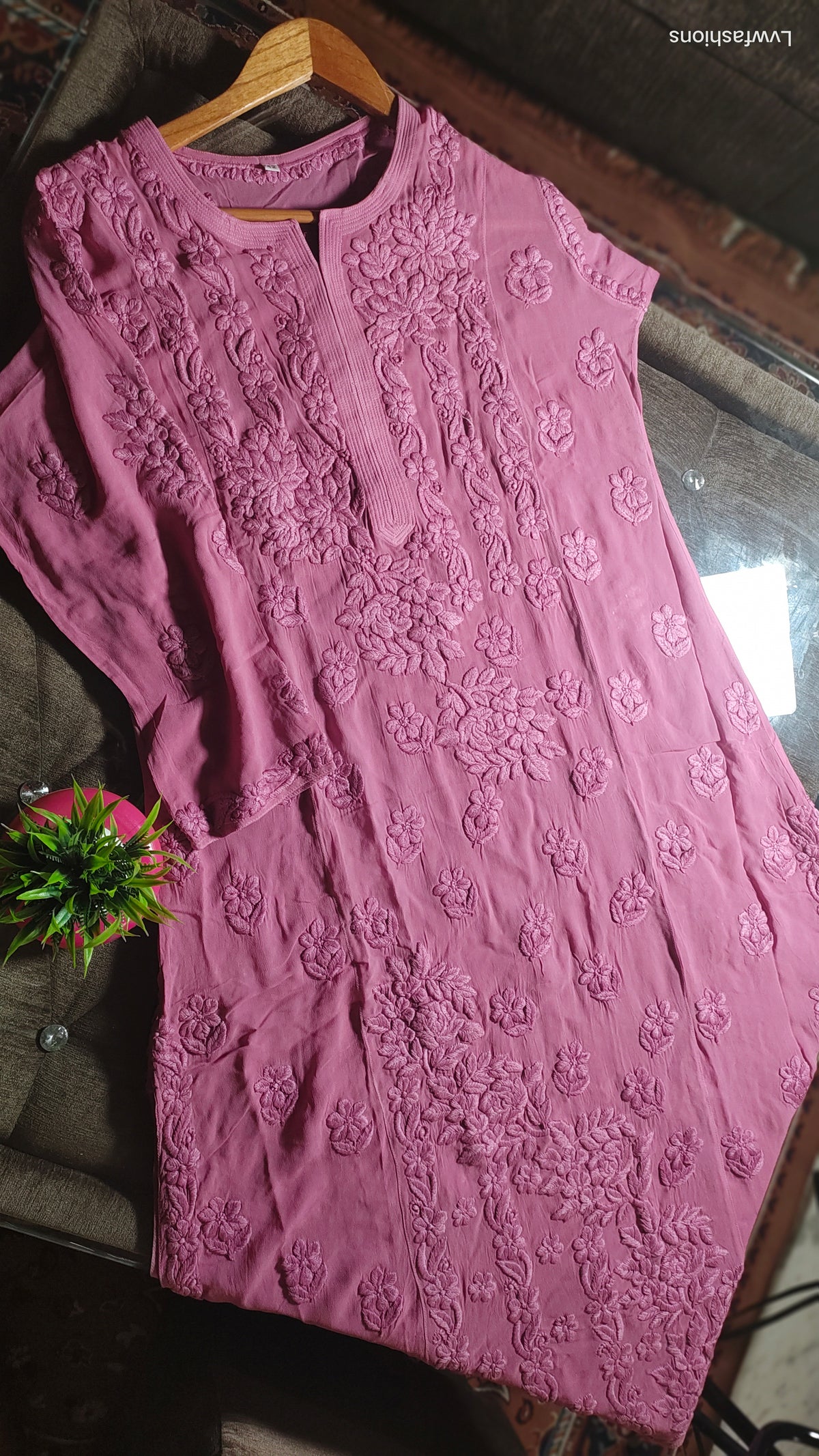 Five Roses premium georgette luxurious Chikankari kurta by LVW Fashions, handmade Lucknow Chikankari with intricate embroidery.