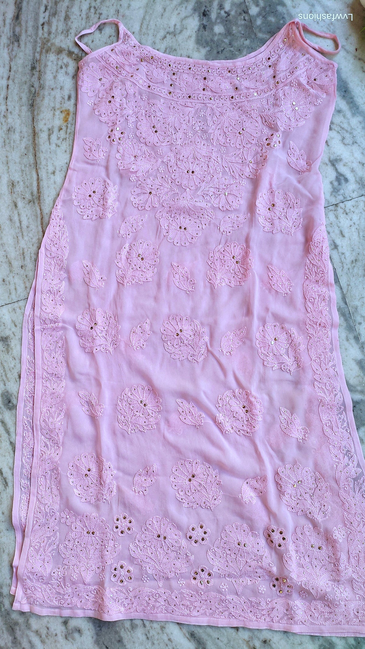 Gulabi pink chikankari tunic set with floral embroidery and mukaish detailing, handmade by LVW Fashions in Lucknow.