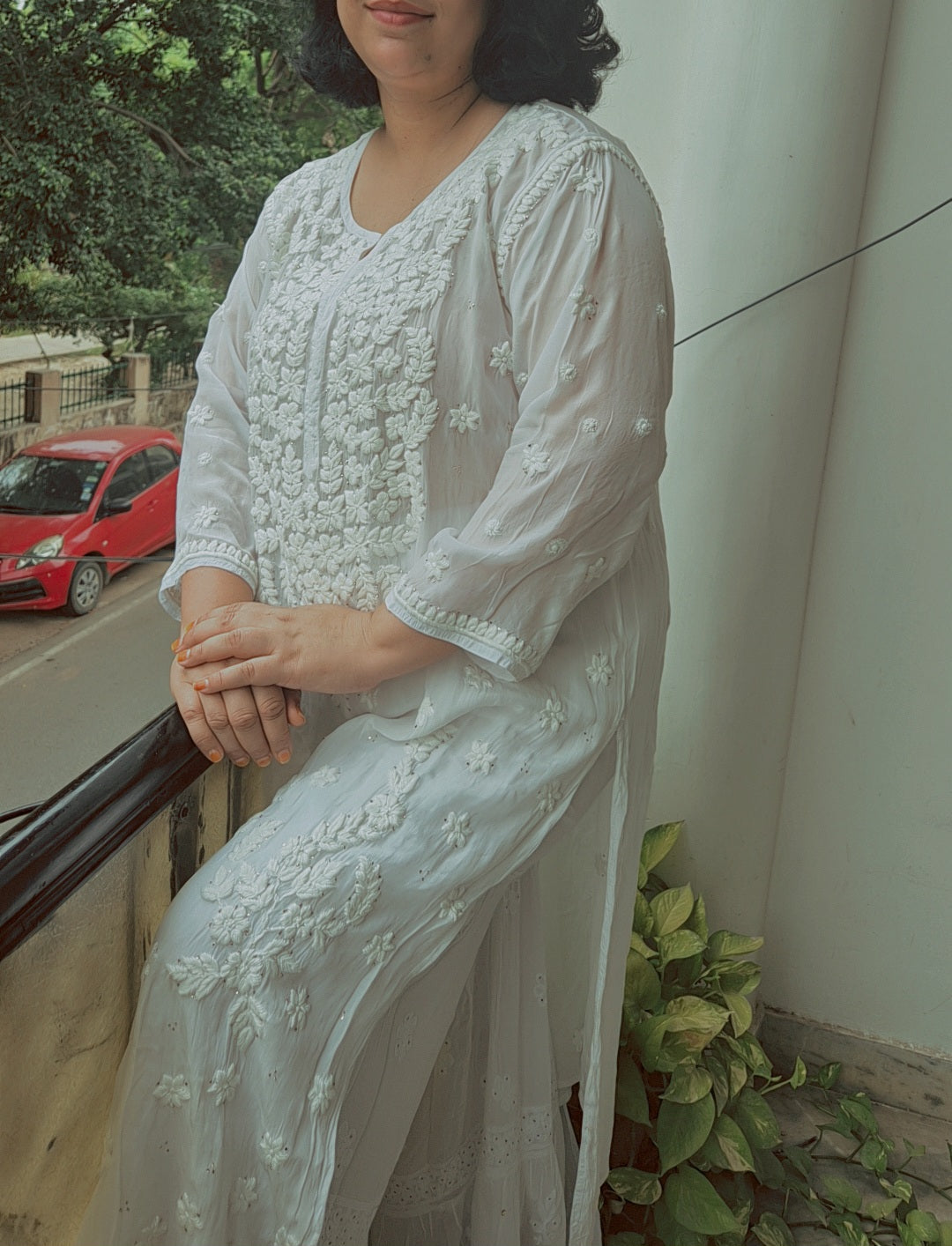 Hoor premium georgette chikankari luxurious set with kamdani add-on, handmade Lucknow chikankari kurta by LVW Fashions.