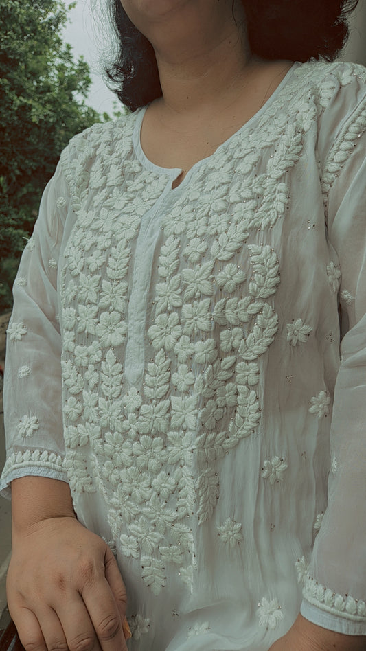 Hoor Premium Georgette Chikankari Luxurious Set With Kamdani Add on