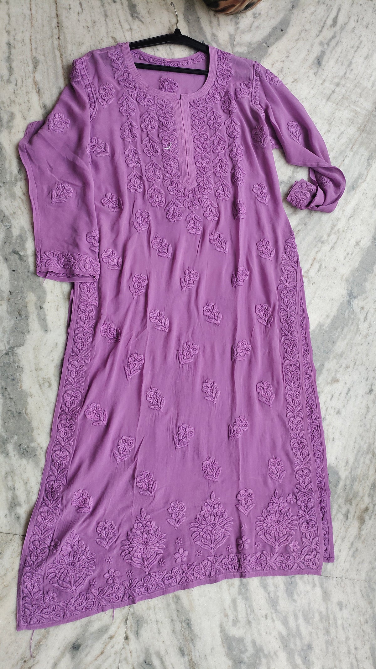 Lavender premium georgette long kurti with intricate handcrafted Chikankari embroidery by LVW Fashions, traditional Lucknow-style design.