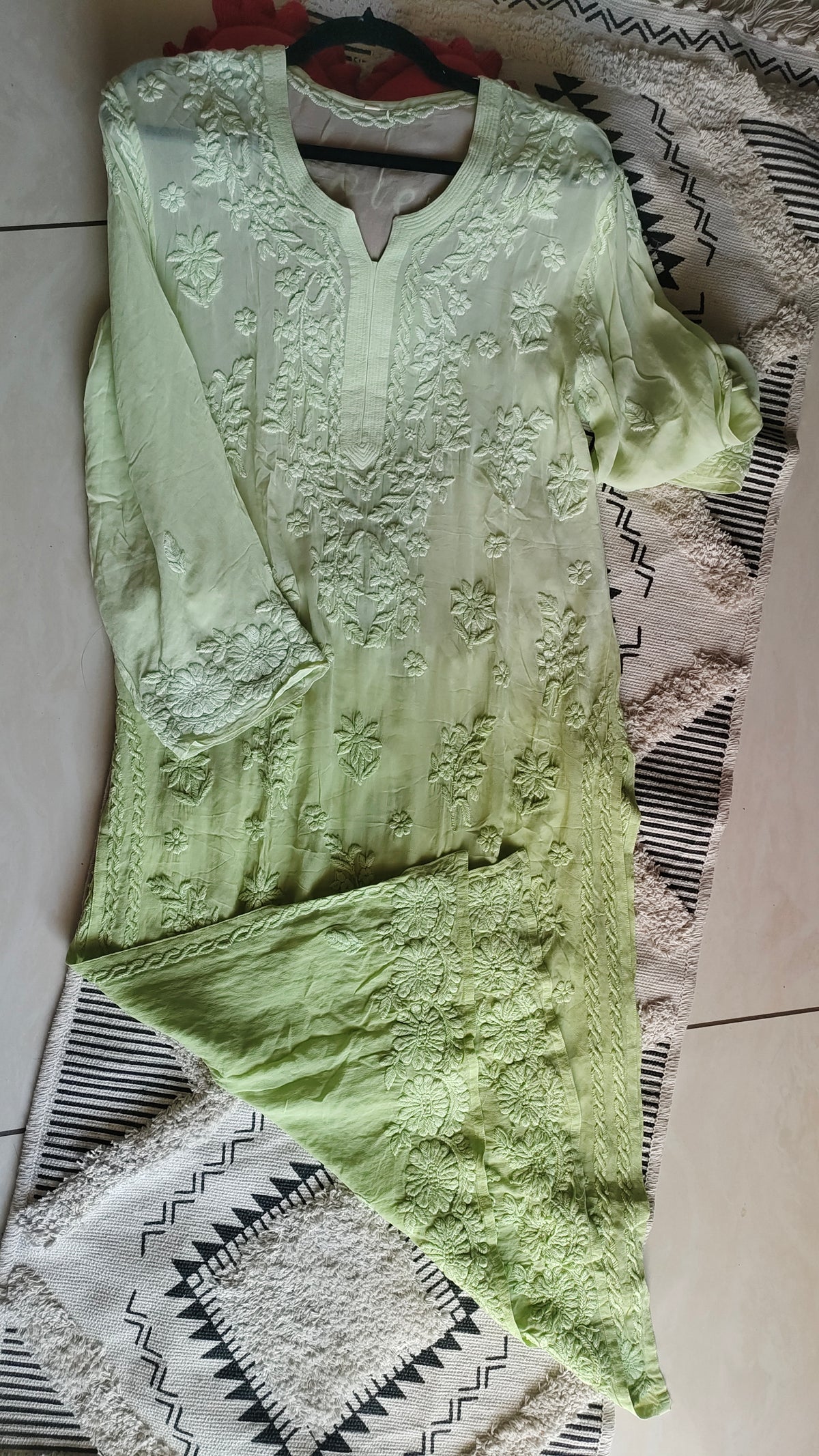 Luxurious pure handwoven Georgette long Kurta with puffed sleeves and intricate Lucknow Chikankari embroidery by LVW Fashions.