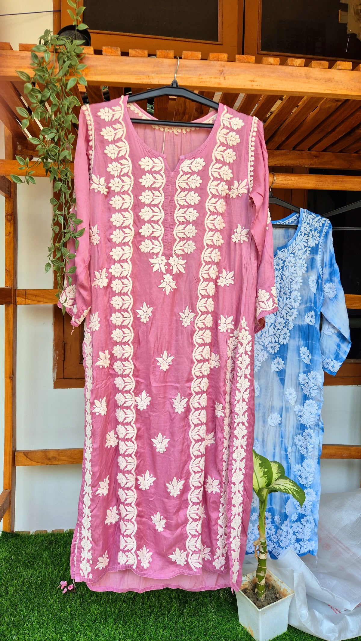 Mauve silk handmade Chikankari kurta with intricate embroidery from LVW Fashions, traditional Lucknow Chikankari design.