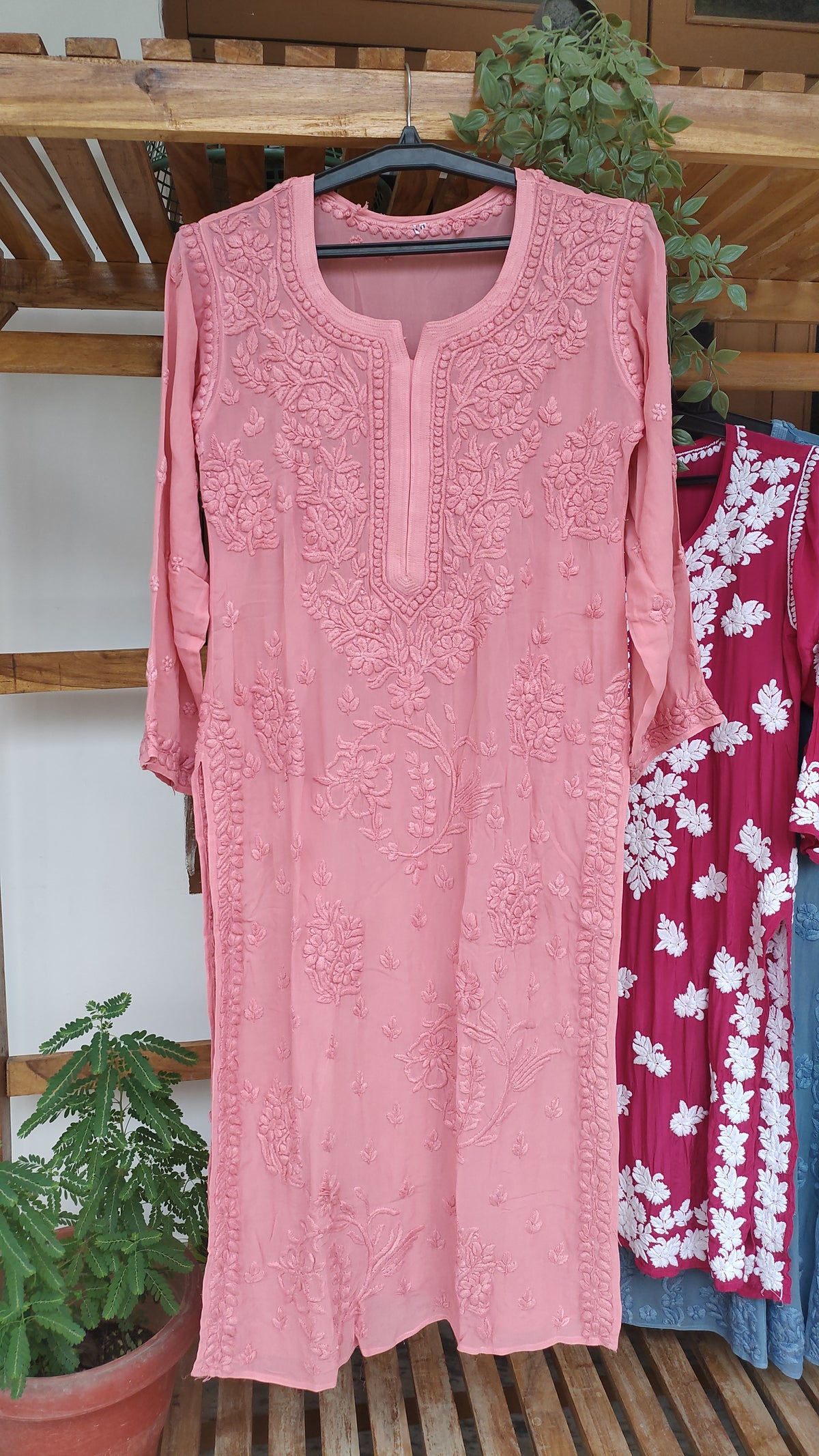 Luxury Noor Chikankari premium georgette kurta by LVW Fashions, front and back view showcasing intricate hand-stitched Lucknow embroidery.