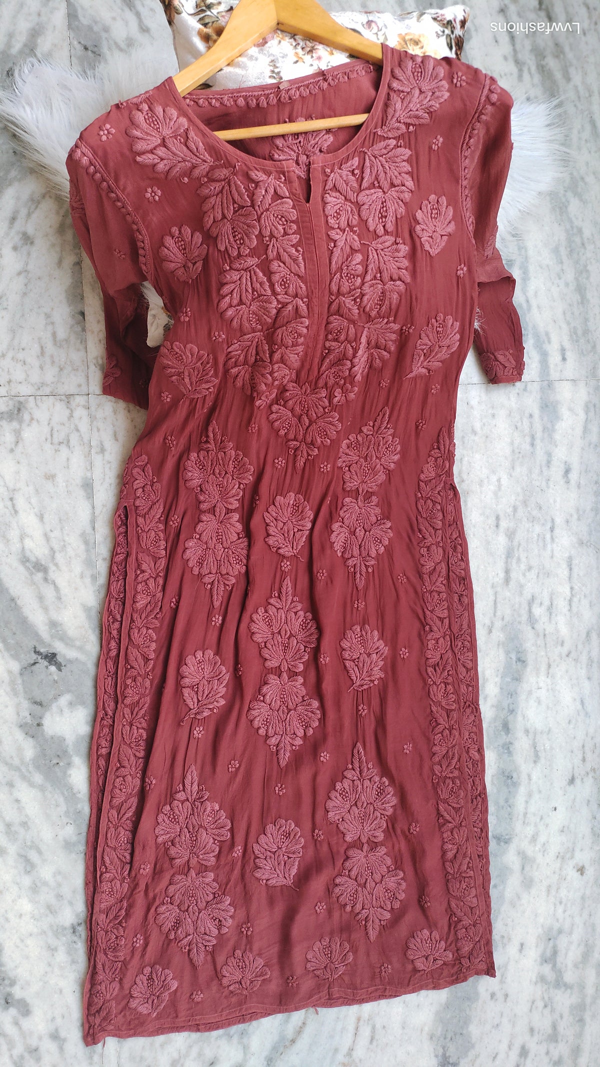 Noorani premium silk Chikankari kurta by LVW Fashions featuring intricate Lucknow embroidery and luxurious handcrafted look.
