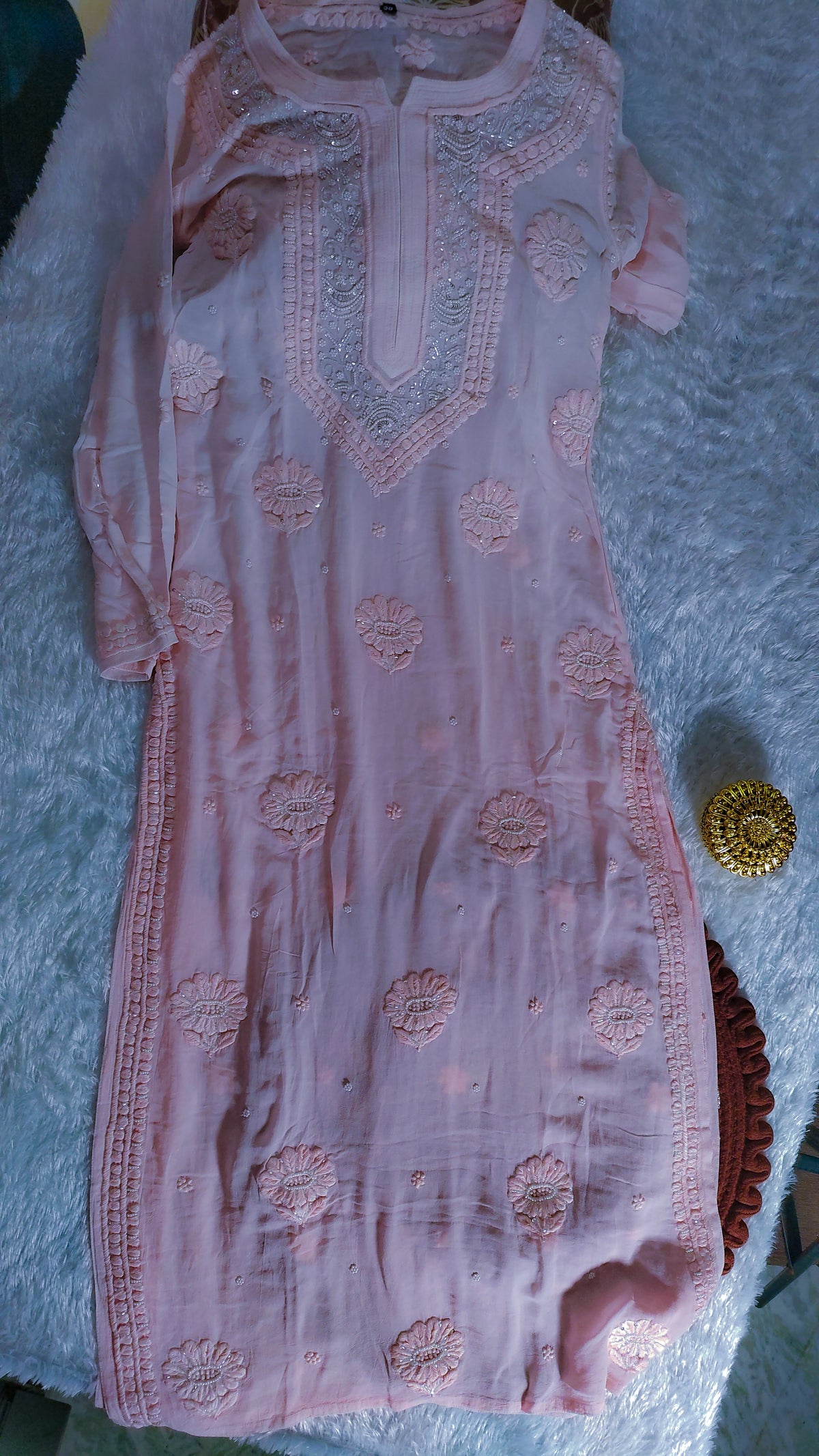 Pink ombre Noori kurta by LVW Fashions, handcrafted georgette with intricate chikankari and cutdana embroidery.