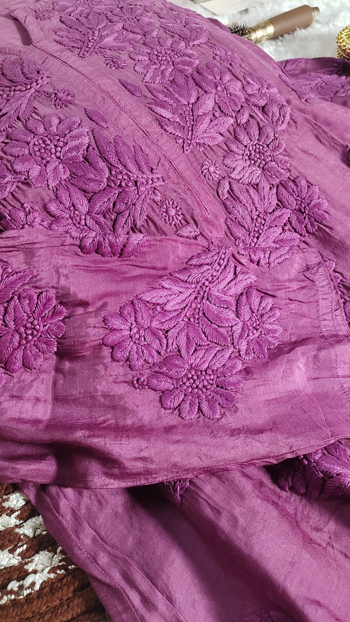 Premium silk Chikankari Kurti for women by LVW Fashions, showcasing intricate handmade Lucknow Chikankari embroidery.