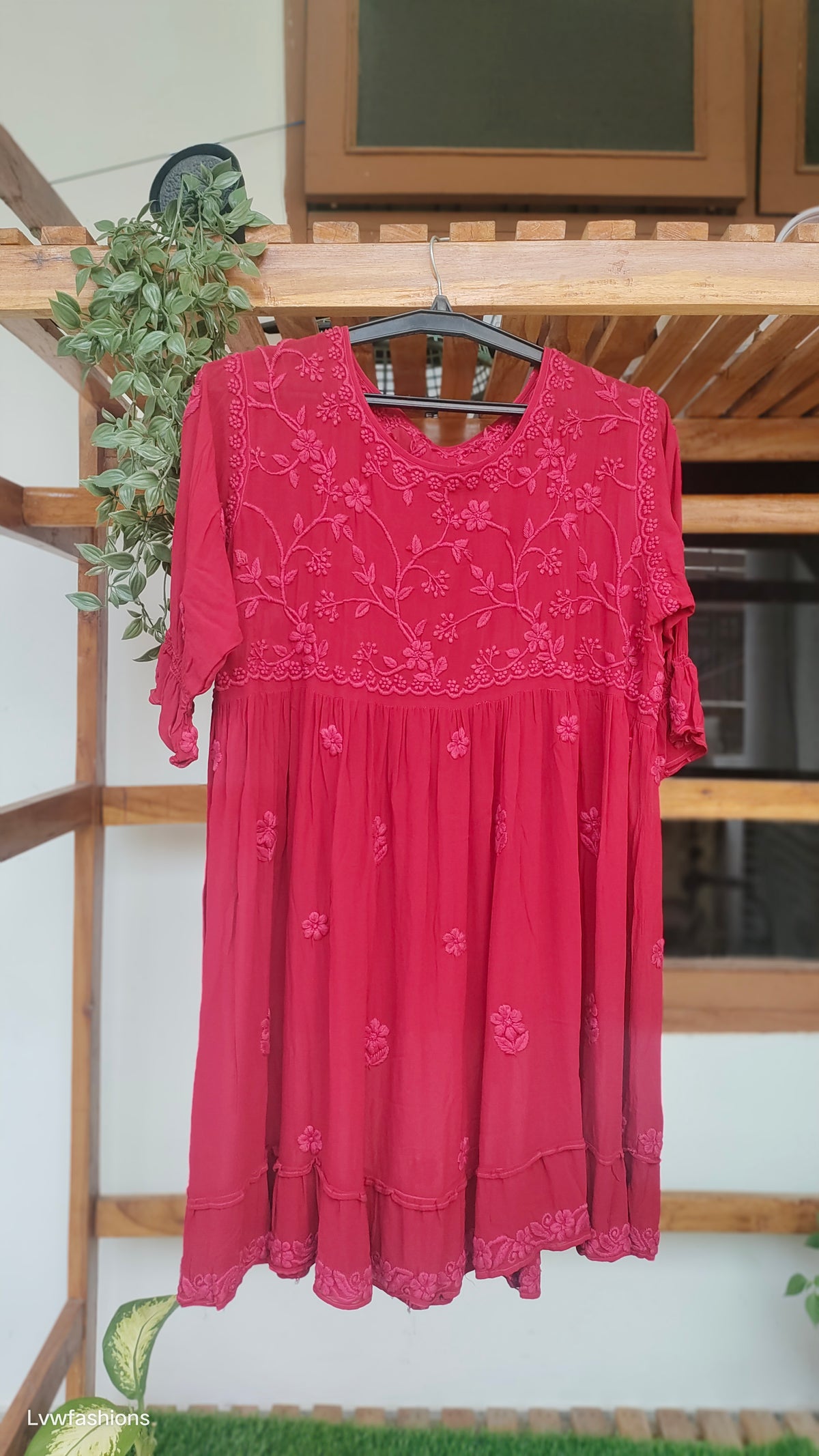 Red Tulip Premium Georgette short tunic with intricate both-side Chikankari embroidery from LVW Fashions, handmade Lucknow Chikankari kurta.