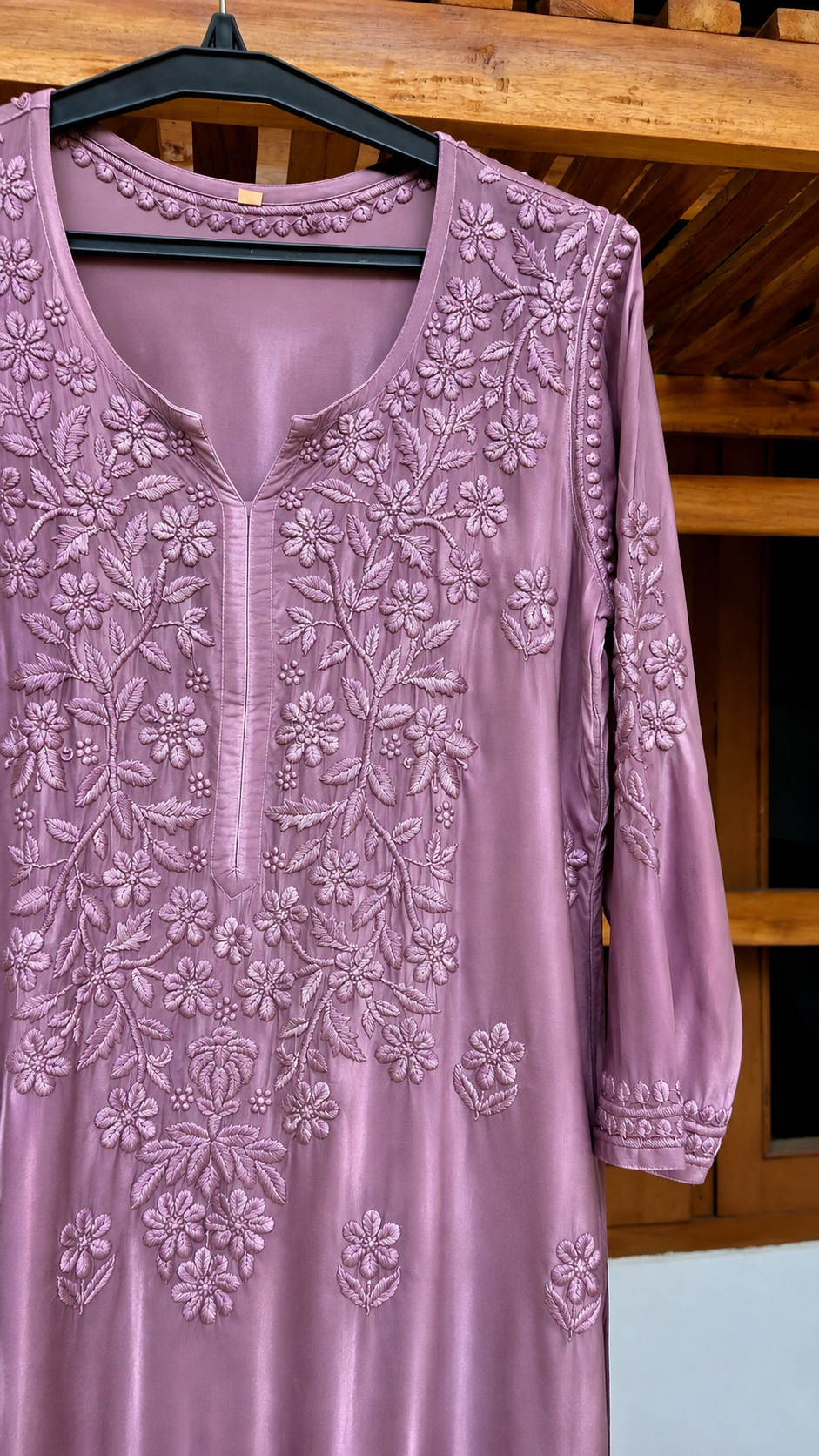 Zaina Premium Soft Non-Transparent Chikankari Long Kurti by LVW Fashions, featuring intricate handmade Lucknow Chikankari embroidery.
