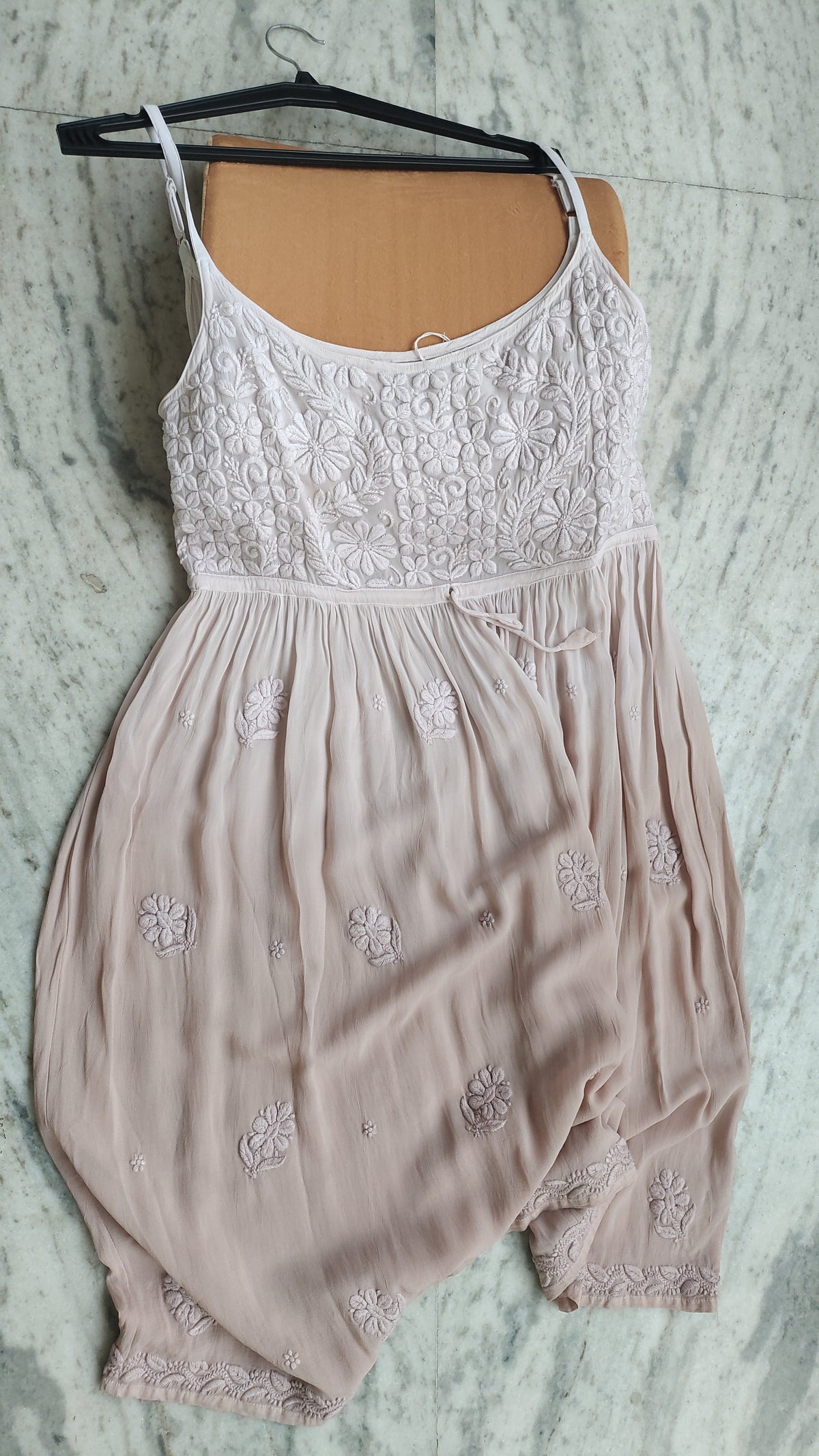 Pretty Tulip premium georgette Chikankari tunic by LVW Fashions featuring intricate handmade Lucknow Chikankari embroidery.