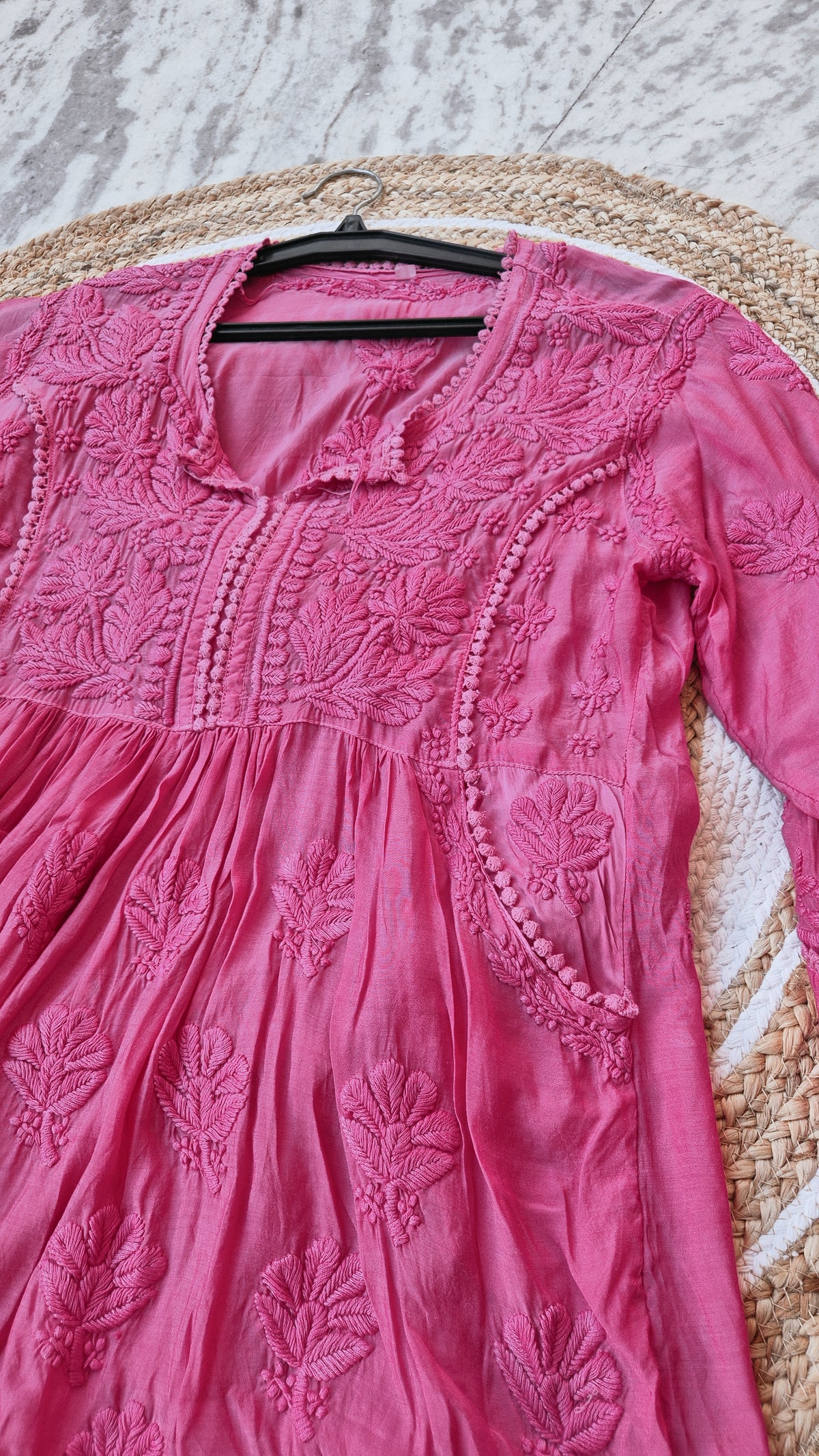 Stylish LVW Fashions cotton chikankari tunic with side pockets, handmade Lucknow chikankari kurta, perfect for casual wear.