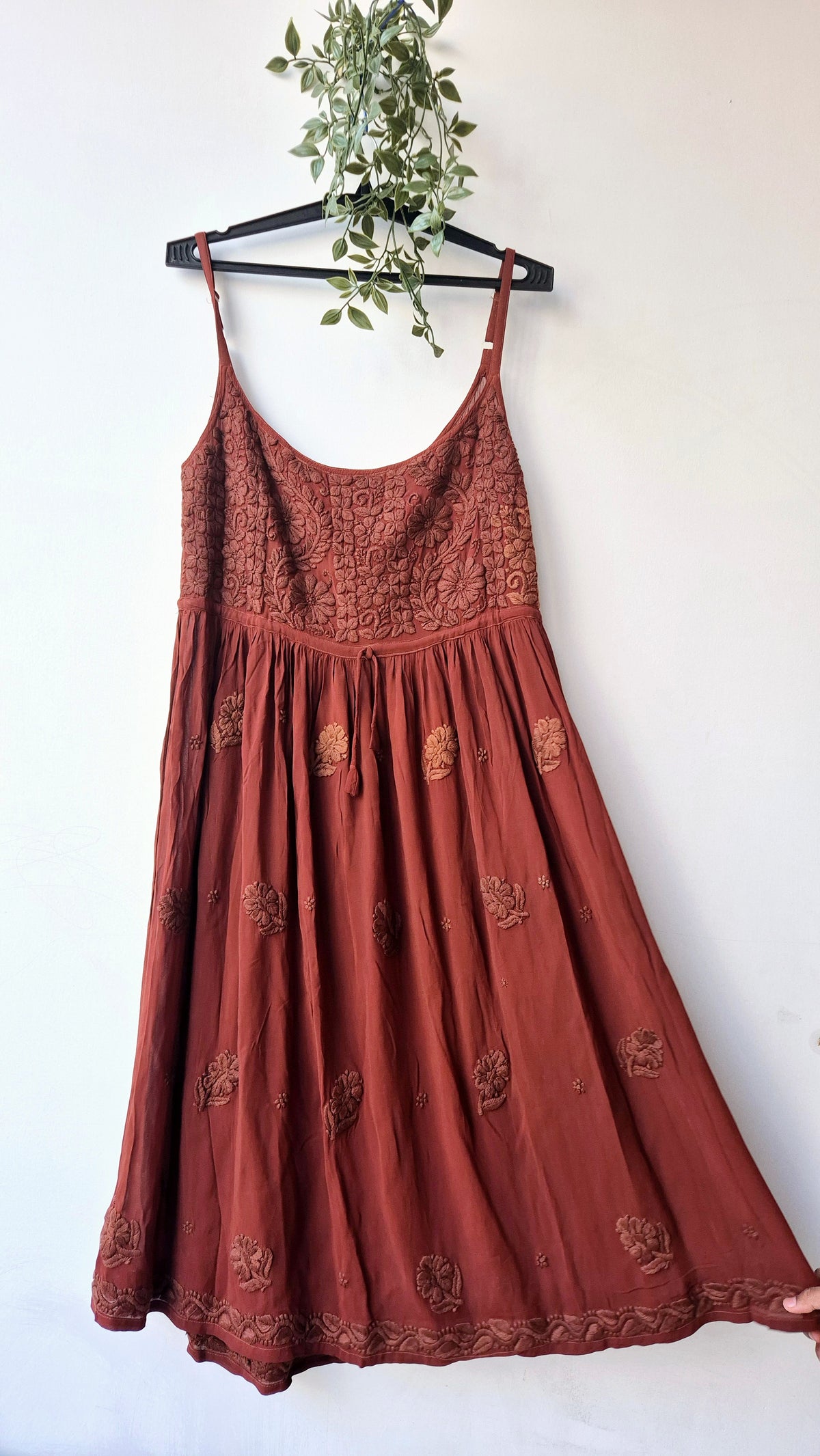 LVW Fashions Tulip Straps premium georgette chikankari tunic with intricate hand-stitched Lucknow chikankari embroidery.