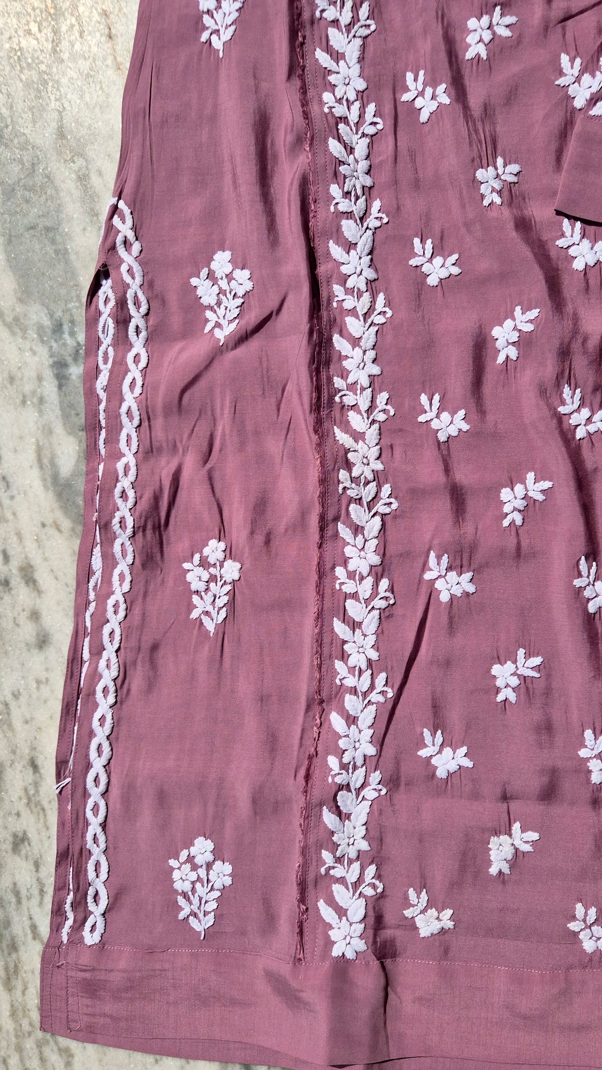 Peach Naina soft cotton long kurti with intricate green chikankari embroidery and stylish keen kangan design, handmade in Lucknow.