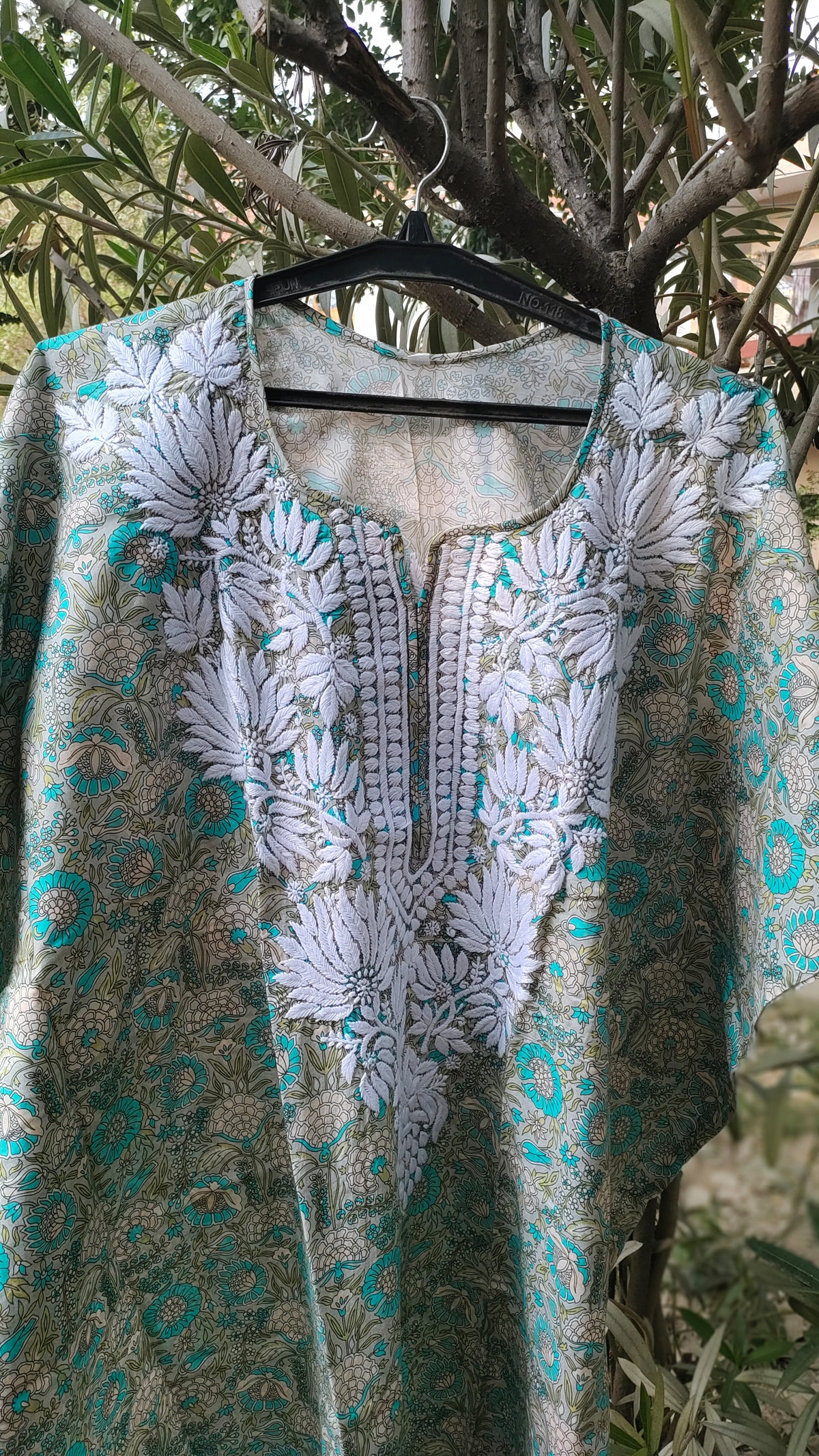 Pink Falak QAFTAAN by LVW Fashions, handmade Lucknow Chikankari kurta in soft mul printed cotton, premium and stylish.