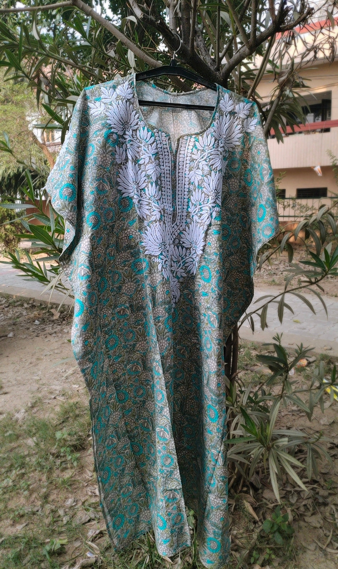 Pink Falak QAFTAAN by LVW Fashions, handmade Lucknow Chikankari kurta in soft printed cotton, showcases intricate embroidery.