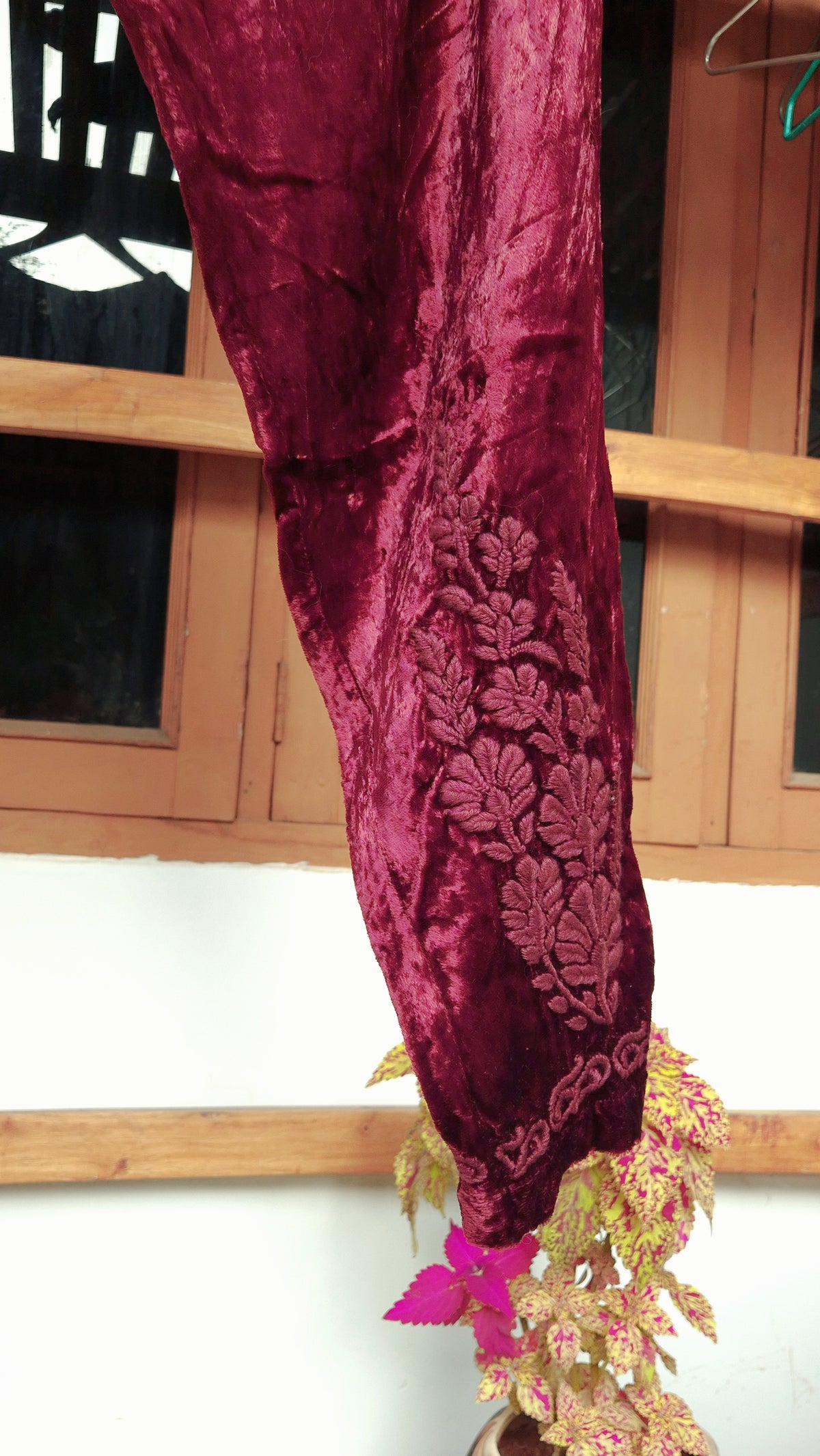 Tyrian pink handcrafted Chikankari co-ord set by LVW Fashions, featuring traditional Lucknow embroidery and Makhmal fabric.
