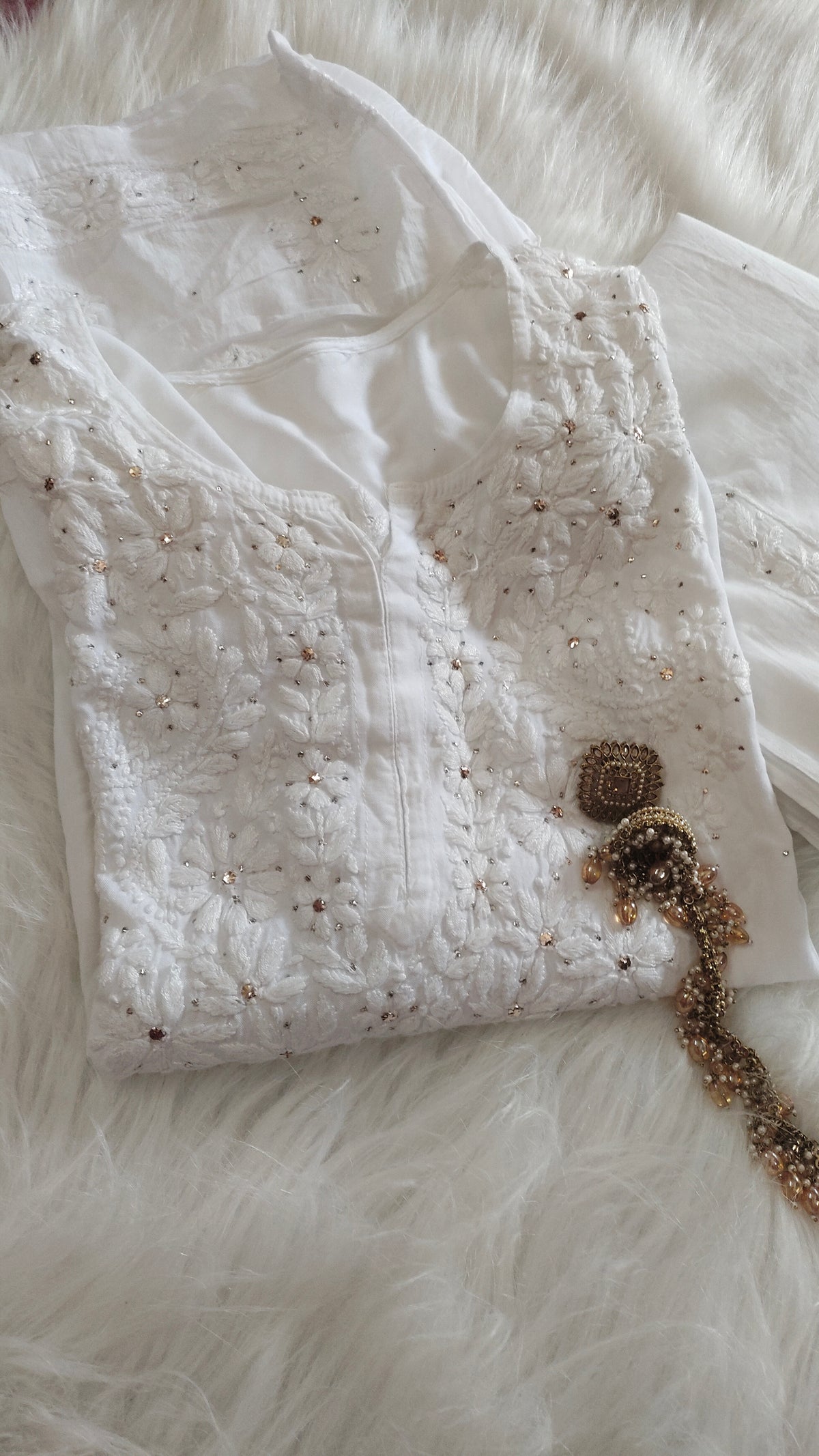 LVW Fashions handmade Lucknow Chikankari suit with soft, non-transparent mulmul fabric and embroidered dupatta, elegant traditional attire.
