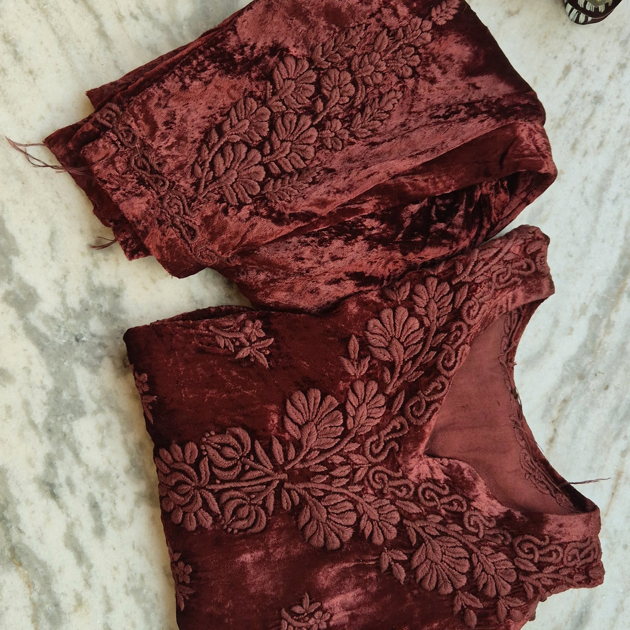 Kashmiri Makhmal Pure Handcrafted Chikankari embroidery Soft & warm Luxurious Craft