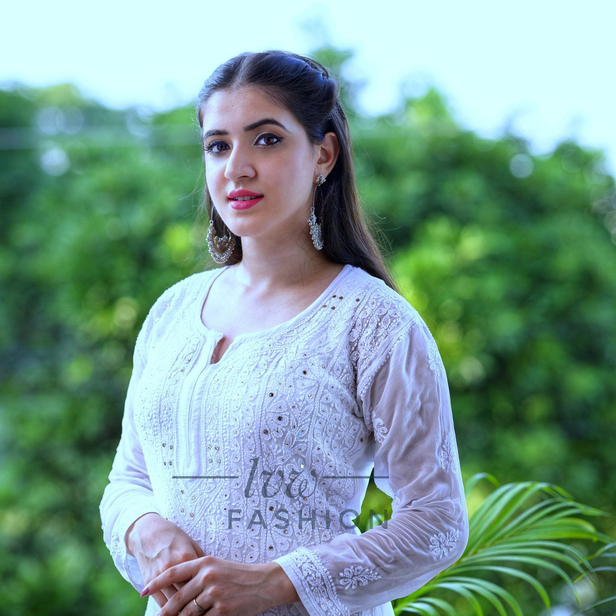 Premium White Georgette Kurta
inner Set