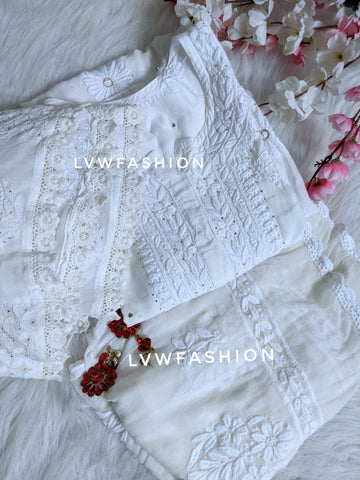 "Eve" White Muslin kurta set With Embroidery Dupatta