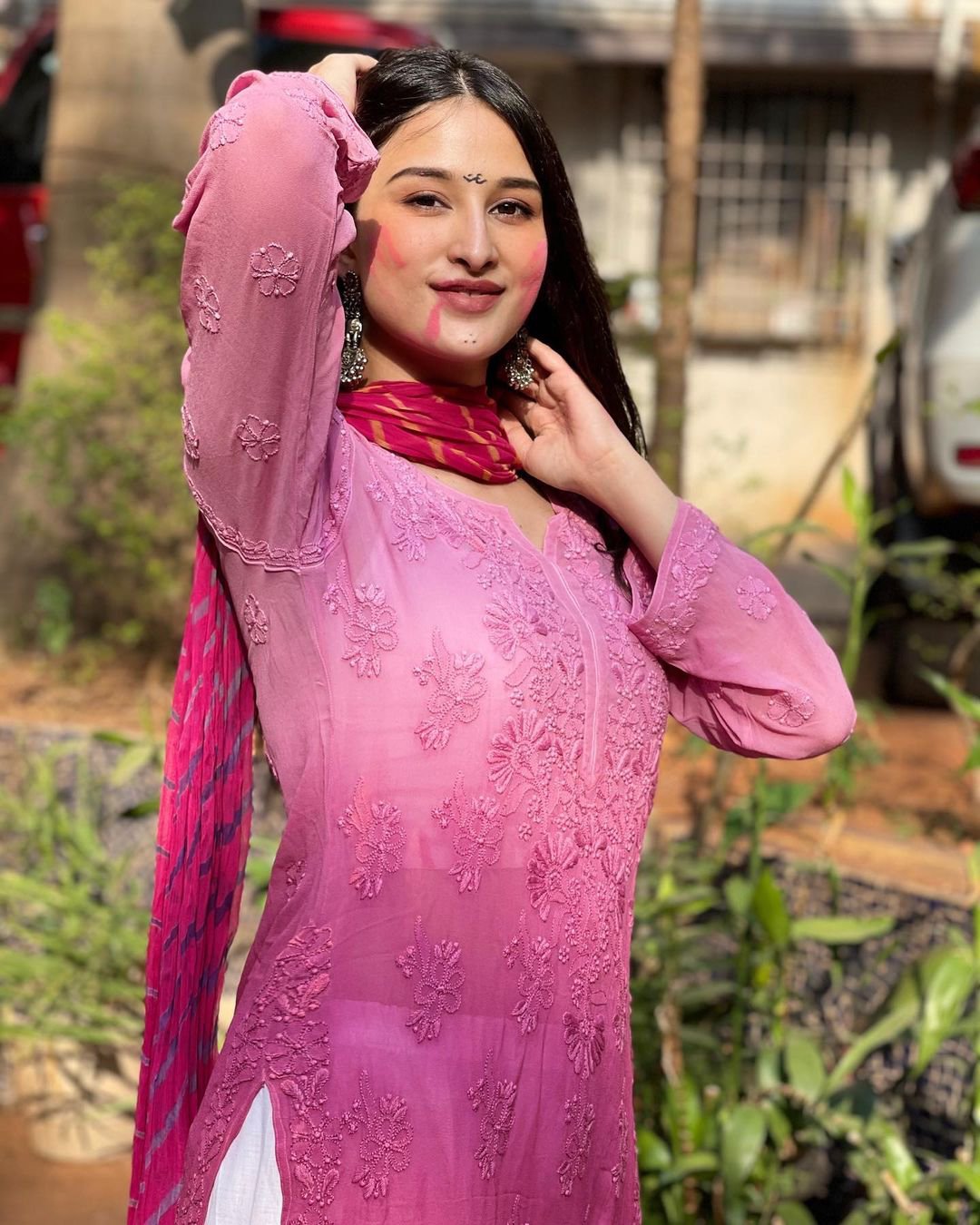 Celebrity-inspired premium georgette kurta with intricate chikankari work and matching inner, stylish and luxurious for elegant occasions.