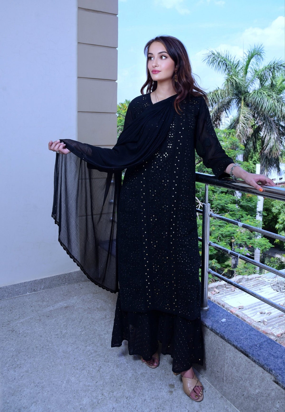 Black georgette KAJAL Chikankari Kurta set with Kamdani embroidery, featuring intricate hand embroidery and a luxurious finish.