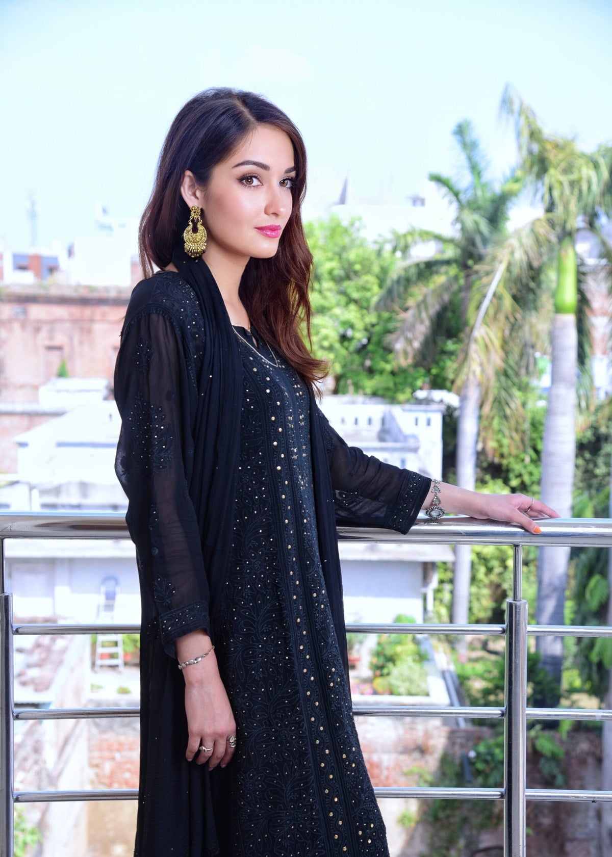 Black georgette KAJAL Kurta set with intricate Kamdani embroidery and Chikankari by LVW Fashion, featuring elegant craftsmanship.