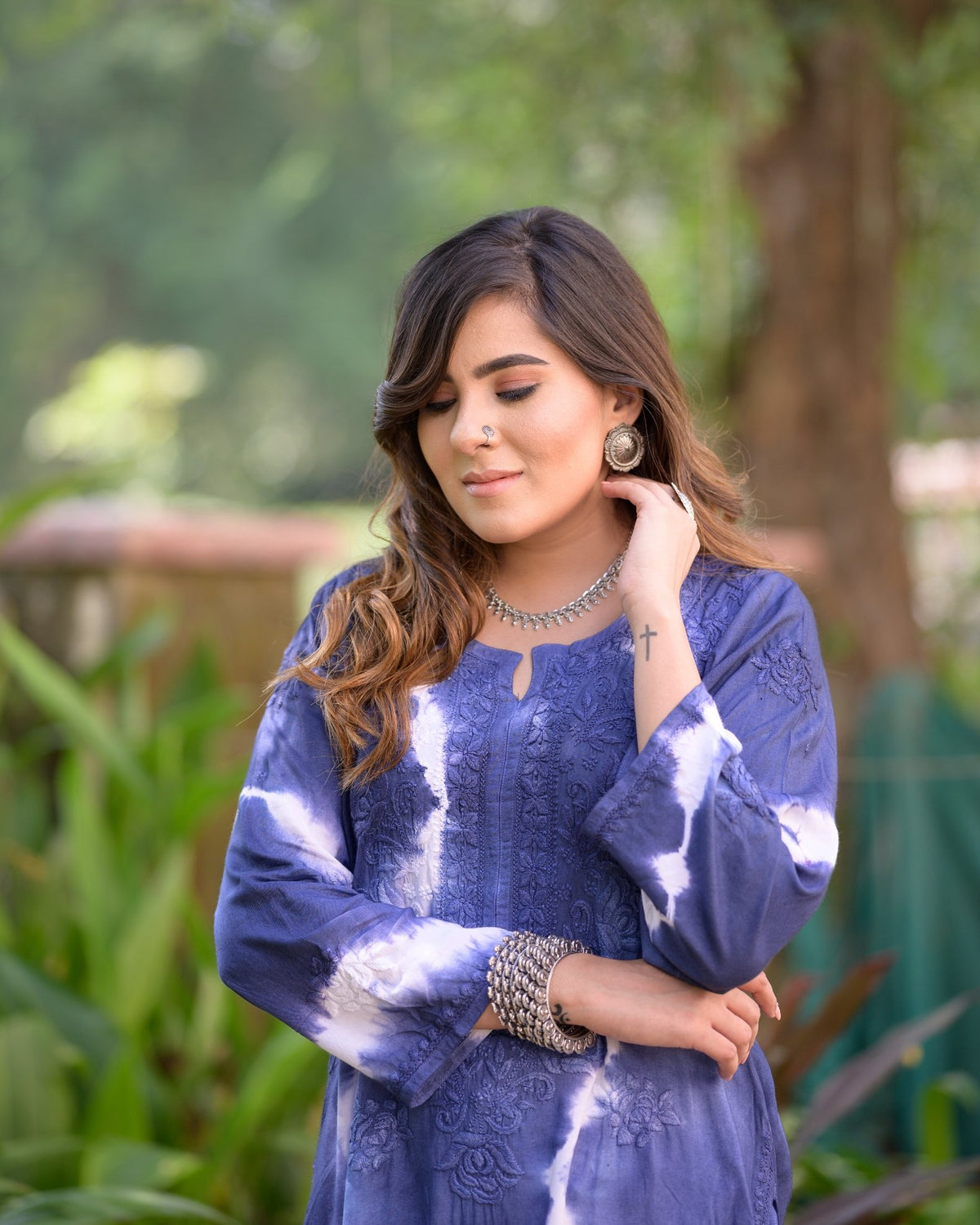 Blue and white georgette Chikankari kurti with inner from LVW Fashion Luxurious Chikankari, showcasing intricate embroidery and elegant design.