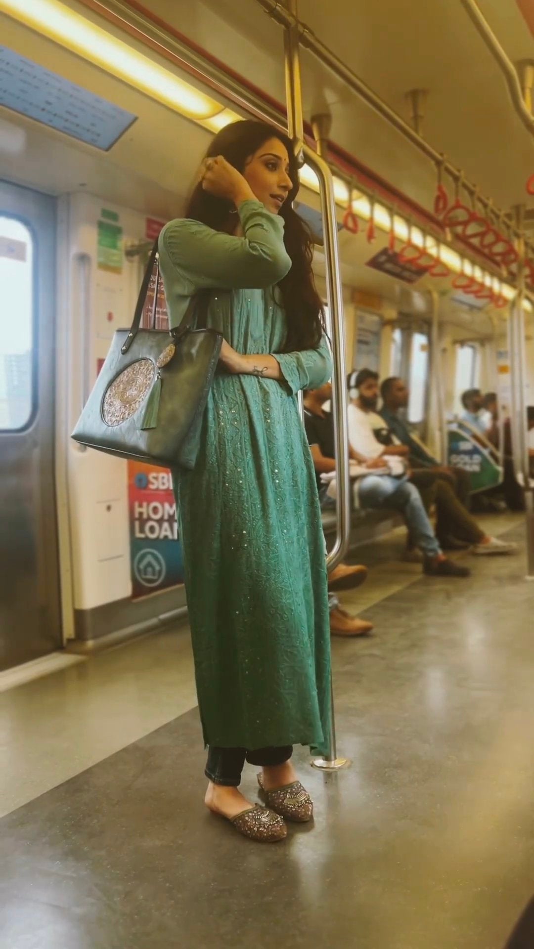 Green ombre long kurta in georgette with intricate chikankari embroidery, paired with matching dupatta, by LVW Fashion Luxurious Chikankari.